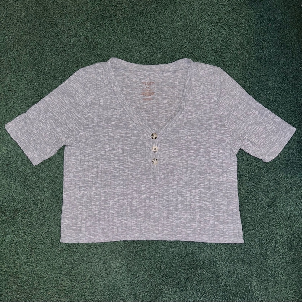 Arizona Jean Company Heather Gray V-Neck Top